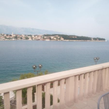 Beachfront House Pope B&B Selca  Zimmer foto