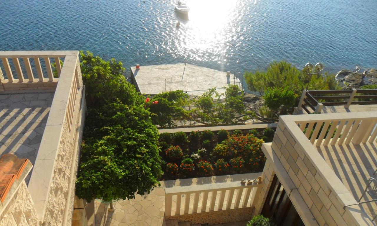 Beachfront House Pope B&B Selca  Exterior foto